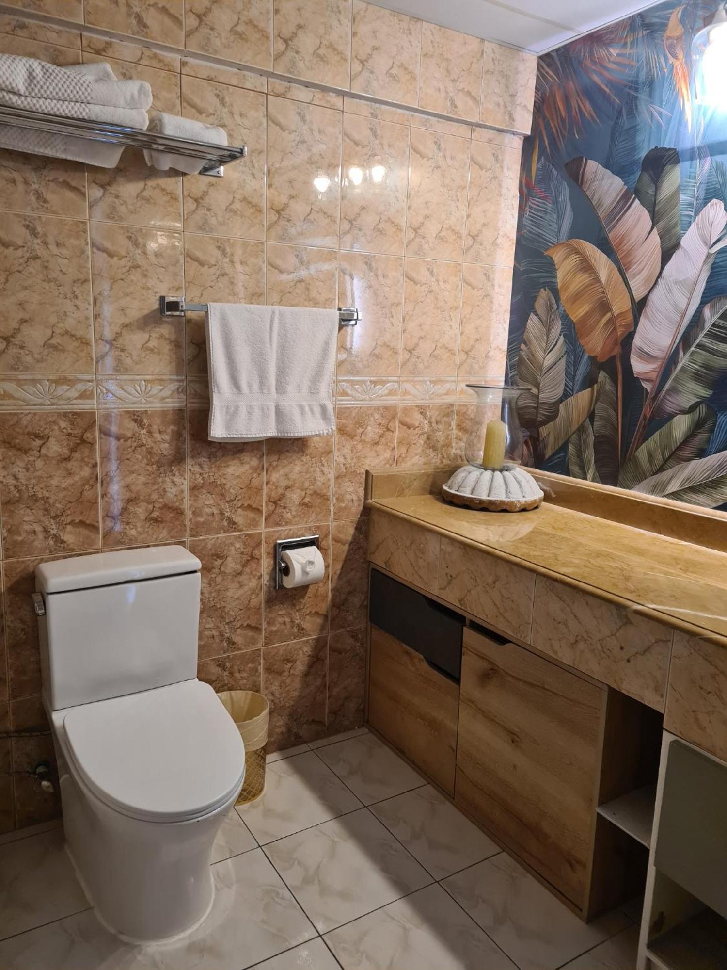 Apartamento Riviera, Lake Panajachel Сан-Хорхе-ла-Лагуна Экстерьер фото